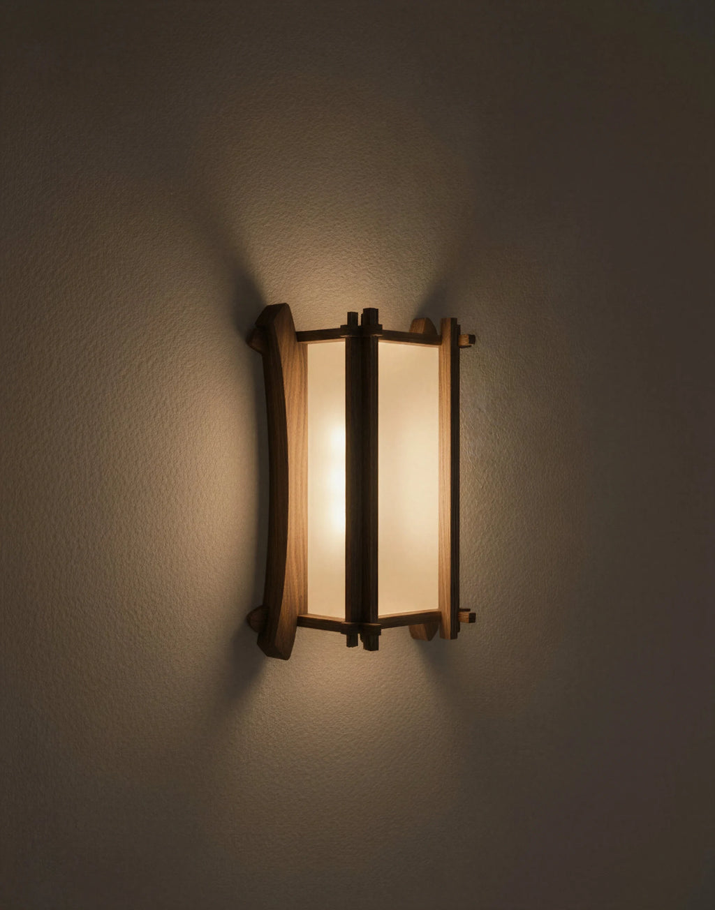 Som Wall Sconce