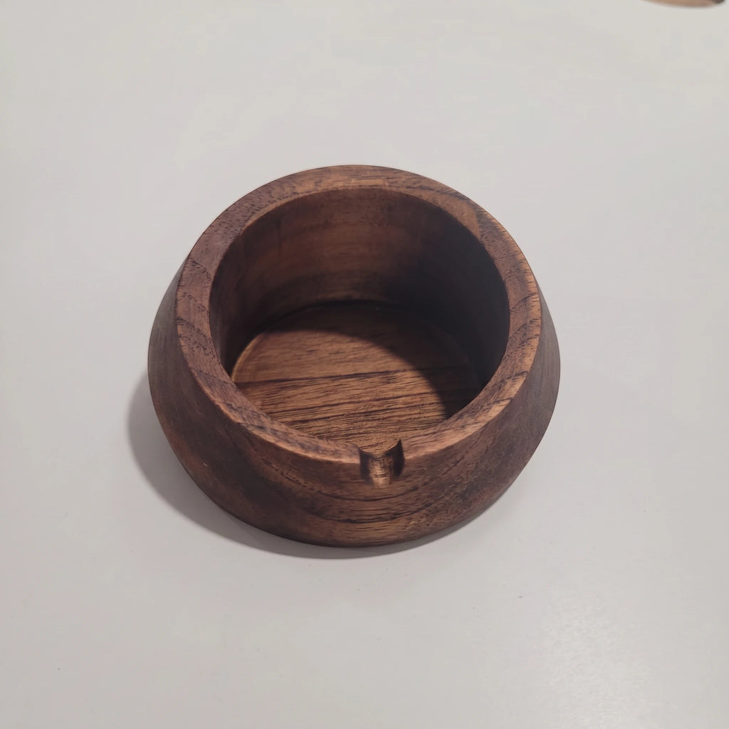 Tilt Ashtray